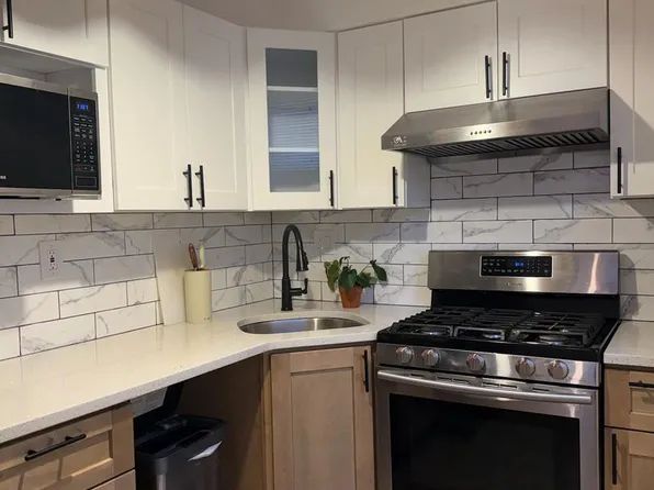1810 Benson St, Philadelphia, PA 19152