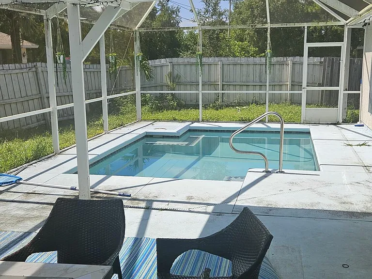 9024 100th Ct — Photo 32