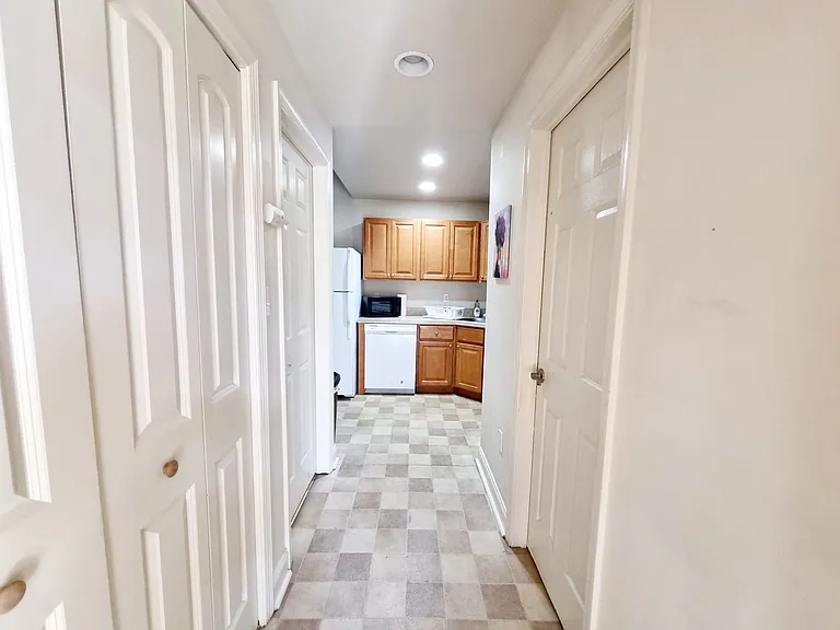 426 Central Ave #4 — Photo 12