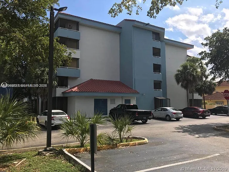 8205 SW 152nd Ave #F-000 — Photo 29