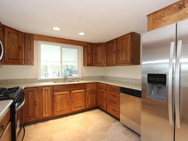 7102 Mohawk St — Photo 7