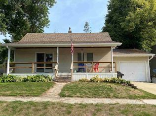 206 Chestnut Ave, Lake Park, IA 51347