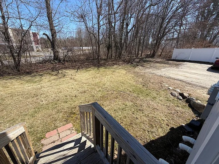 5 Dora Dr — Photo 12