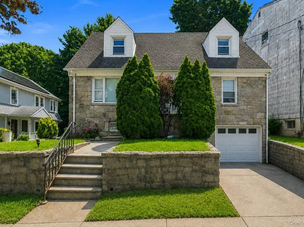 114 Greenvale Avenue, Yonkers, NY 10703