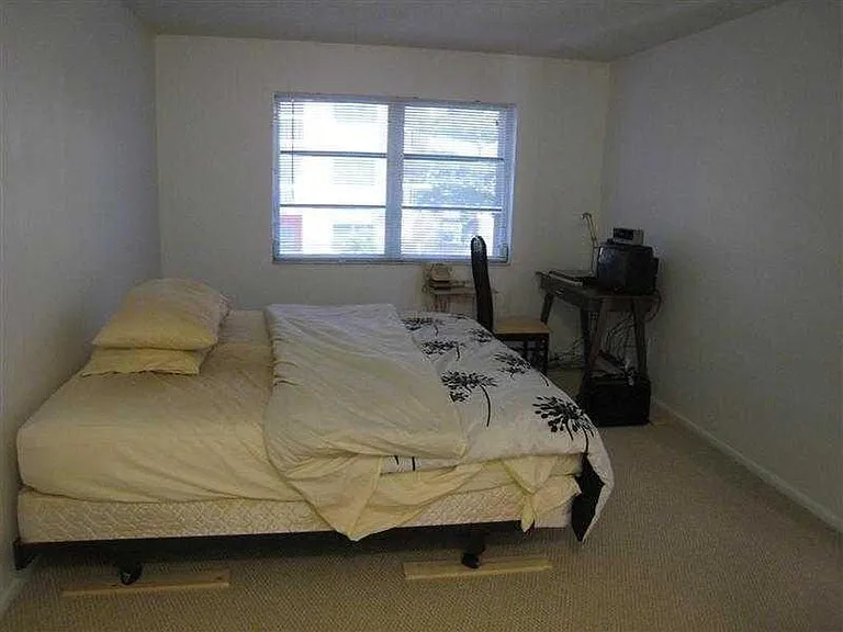 7820 Camino Real #J-215 — Photo 9