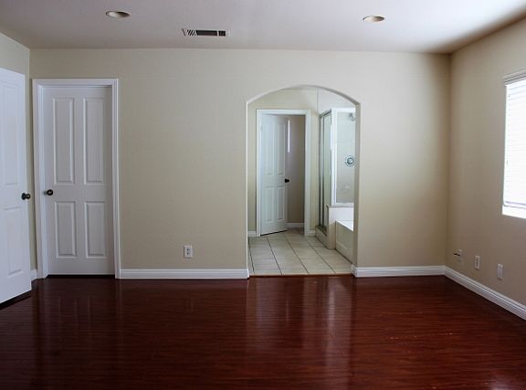 4th image of 13126 Martina Ct
