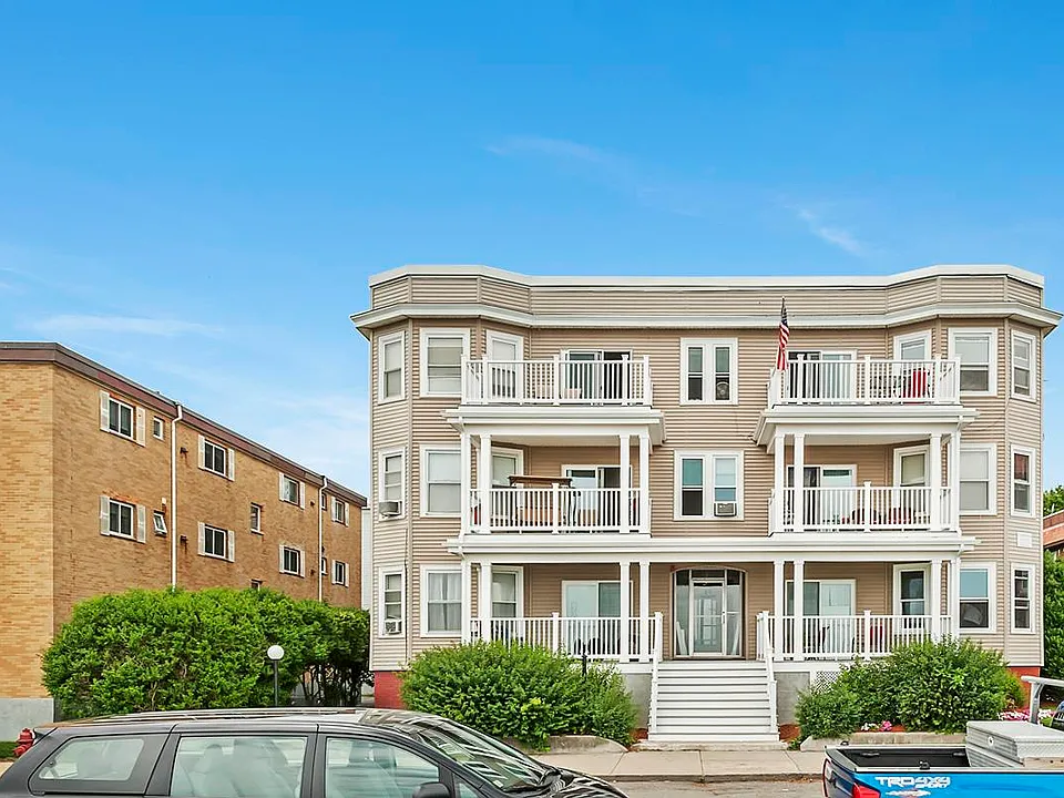 21 Beach Rd