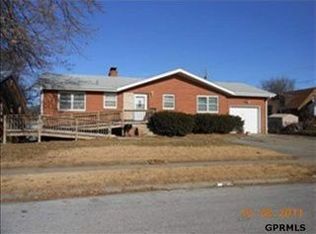 4014 Arbor St, Omaha, NE 68105