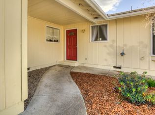 328 W Nevada St, Ashland, OR 97520