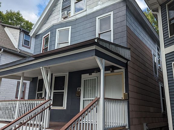 2nd image of 119-121 N Blair St