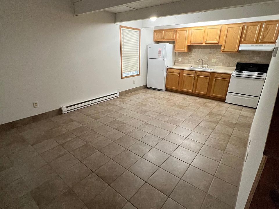 2nd image of 3550 Babbs Rd #A