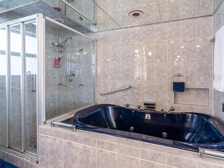 2850 N Palm Aire Dr #601 — Photo 23
