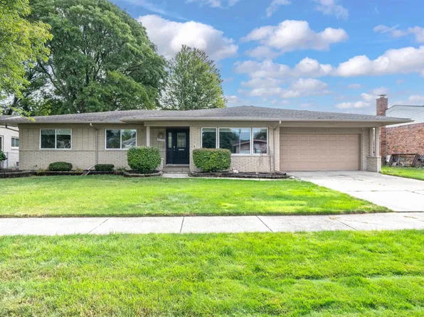 30326 Lund Ave, Warren, MI 48093