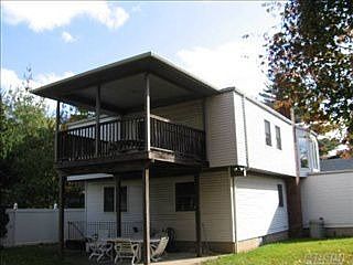 2nd image of 8 Ronson Ln