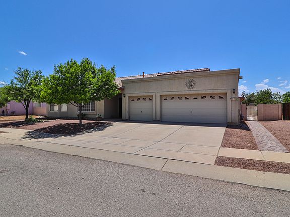 3rd image of 7402 S Olinga Ave
