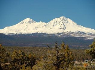 65710 Mariposa Ln, Bend, OR 97703