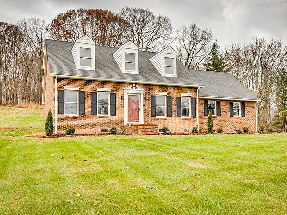 4th image of 193 Picadilly Ln #0