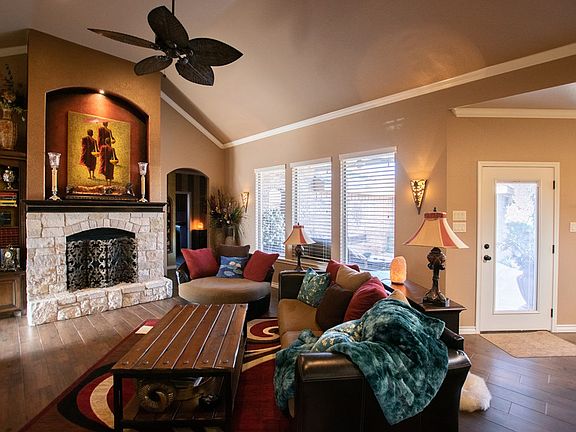 5th image of 4808 Yearwood Dr