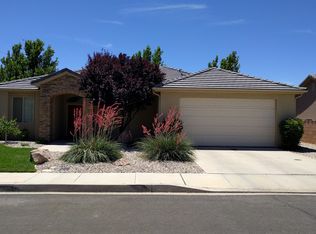 6 E Clover Ln, Washington, UT 84780