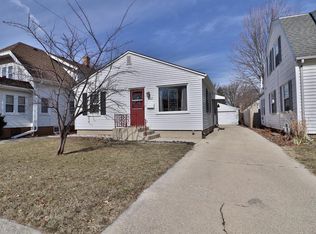 622 William St, Racine, WI 53402