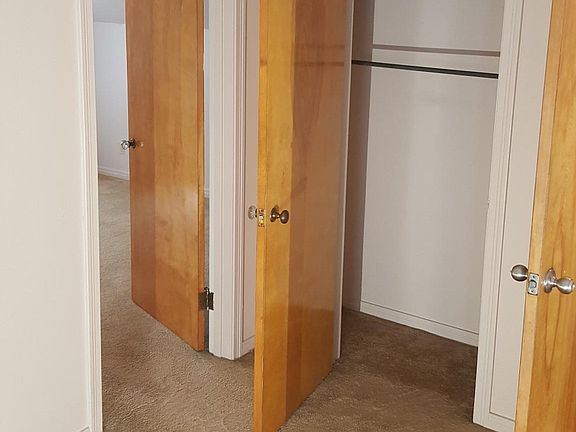 4th image of 42 Moreland Ave Floor 2