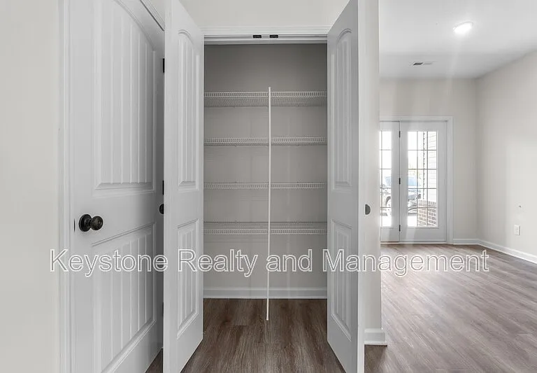 229 E. Johnson Circle — Photo 132