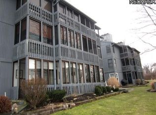 243 Portage Lakes Dr #243C, Coventry Township, OH 44319