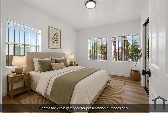 719 W 47th St #2 — Photo 3