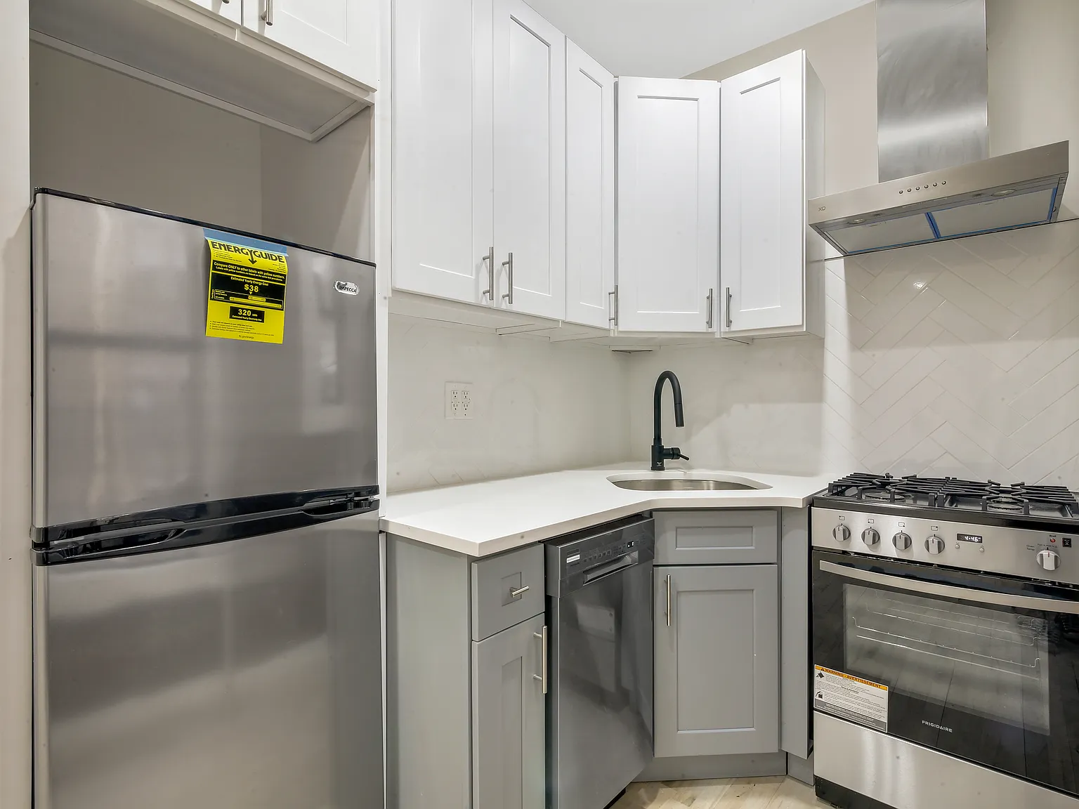 309 West 99th Street — Photo 4