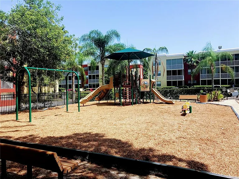 2610 Coconut Bay Ln #734-3D — Photo 20