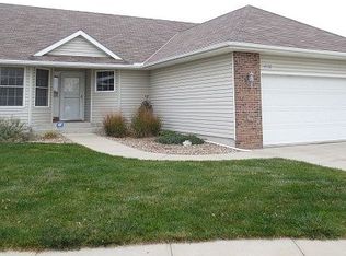 4920 Tallgrass Pl, Columbus, NE 68601
