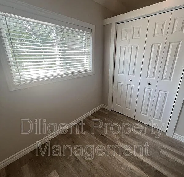 164 Stewart St #MAIN — Photo 13