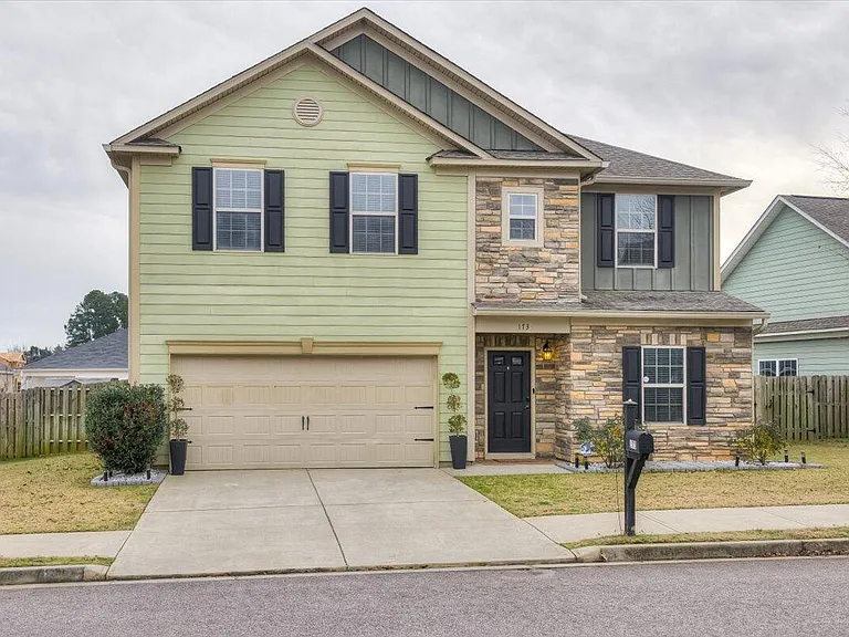 173 Tahoe Dr — Photo 1