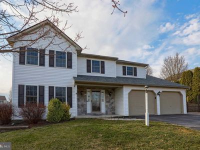 711 W Ridge Rd, Elizabethtown, PA, 17022