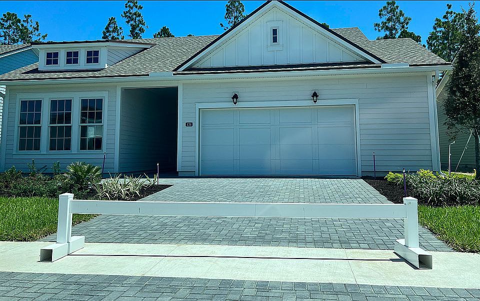 1st image of 436 Pine Haven Dr