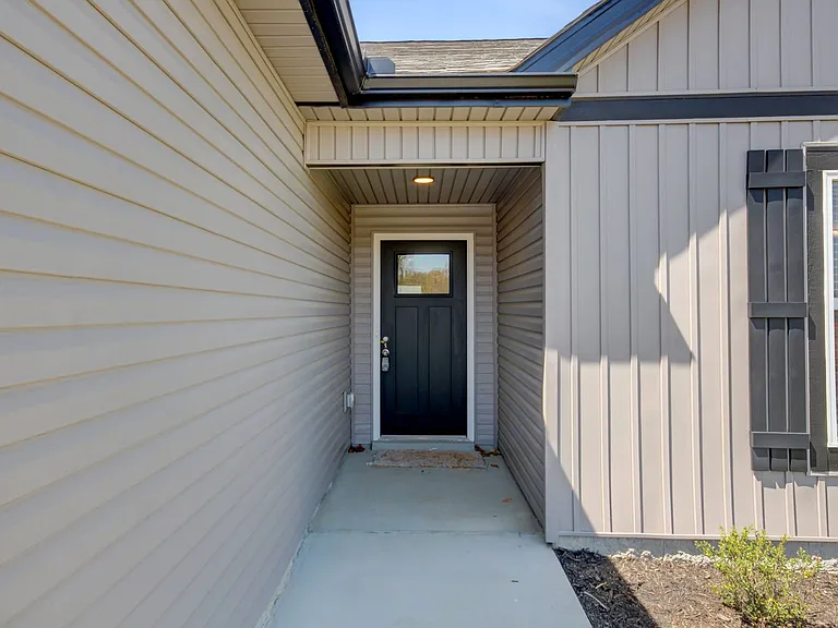 196 Donegal Dr — Photo 4