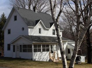 12 High St, Haydenville, MA 01039