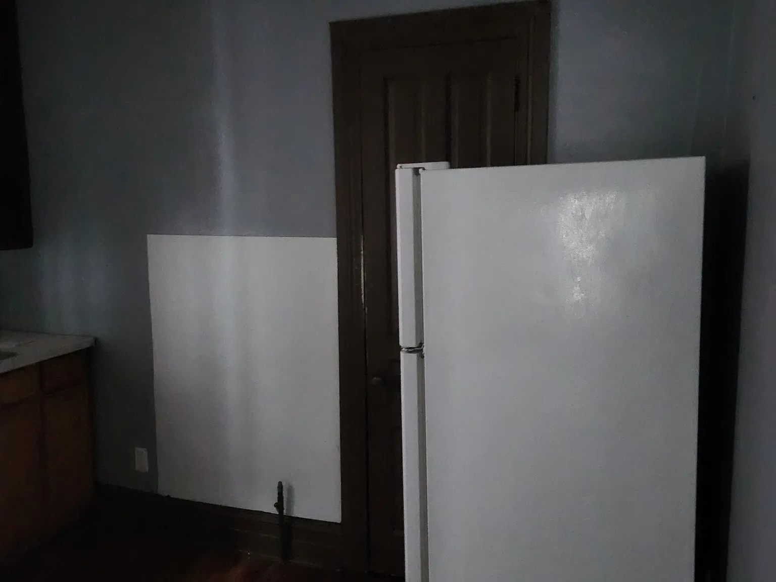 2 bed, $1,000 — Photo 2
