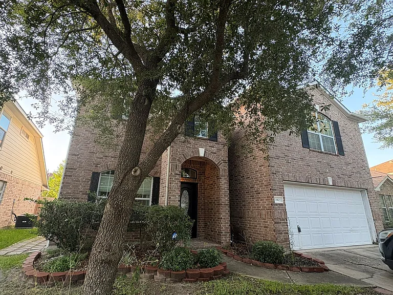 1902 Creegan Park Ct — Photo 3