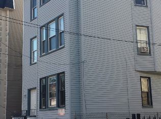 97 Montgomery Ave, Irvington, NJ 07111