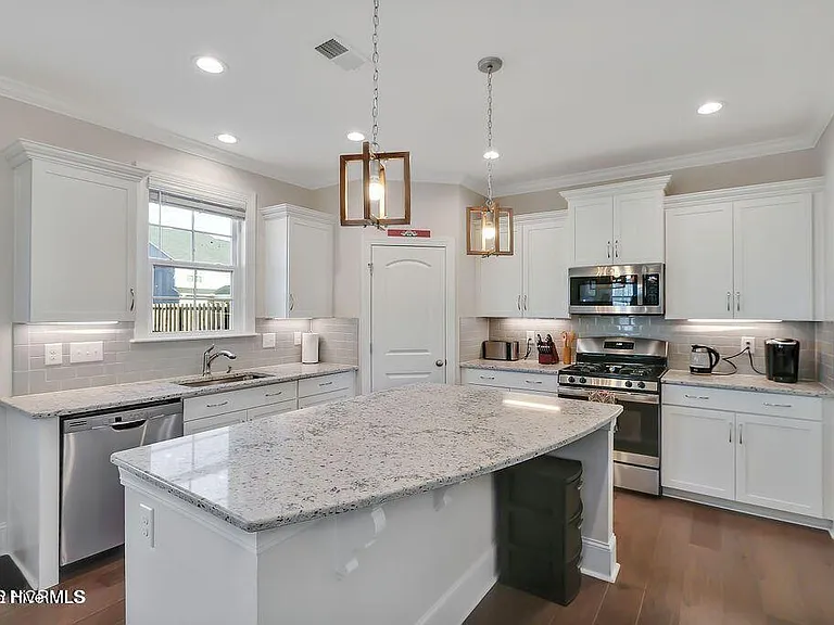 36 Milano Ct — Photo 7
