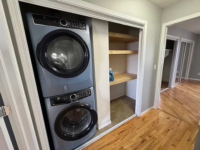 8315 114a St #1 — Photo 15