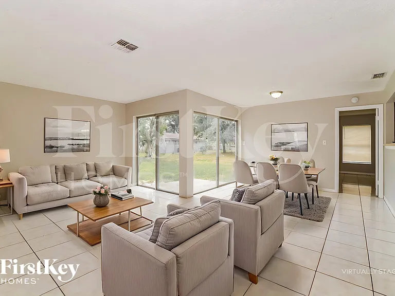 105 Alcala Dr — Photo 5