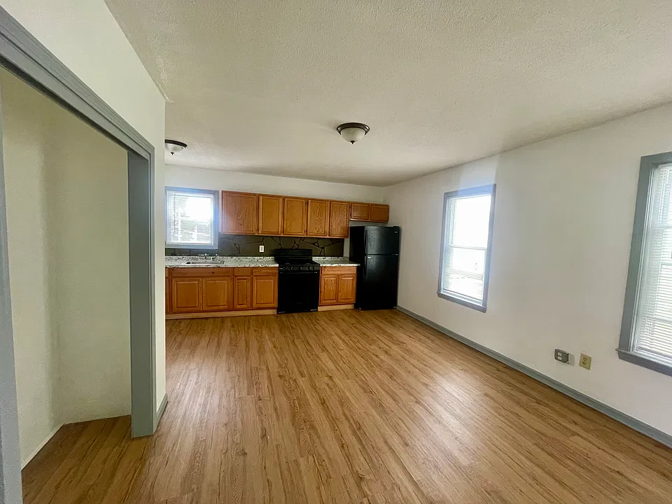 35 Independent St #3