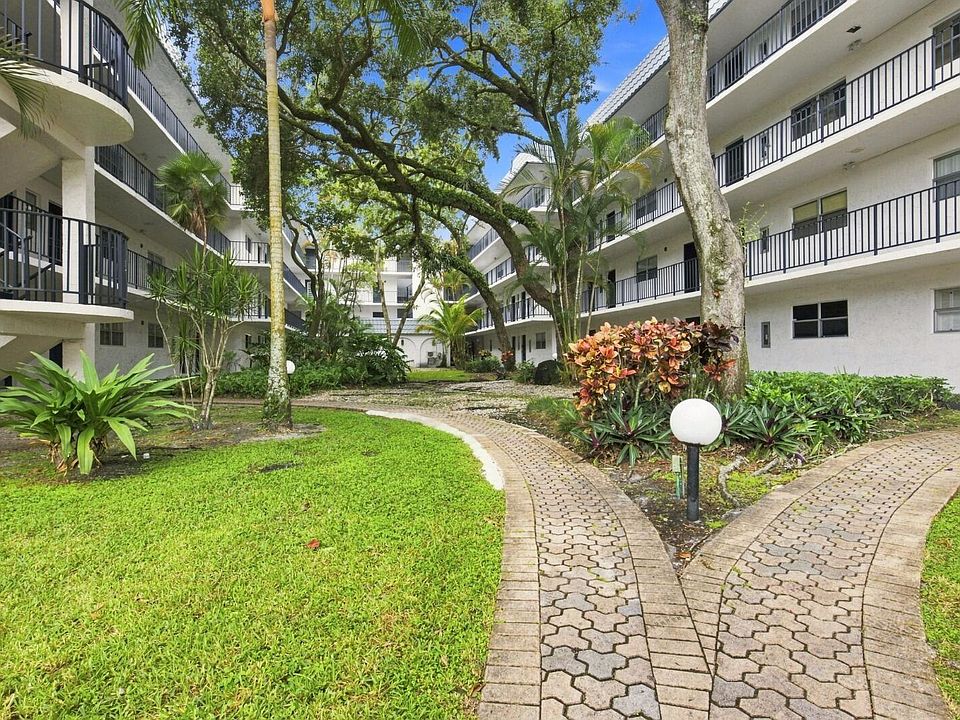 1st image of 3280 Spanish Moss Terrace #403