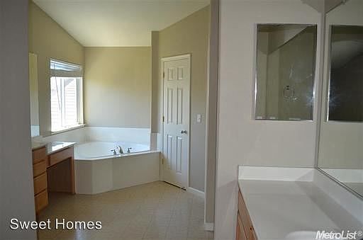 5th image of 2707 Screech Owl Way