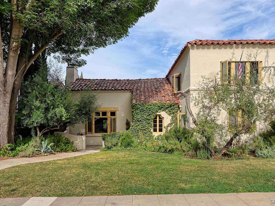 2nd image of 4414 Ampudia St