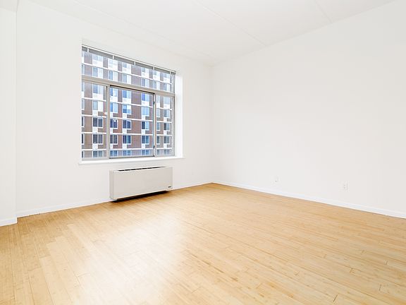 5th image of 1955 1st Ave APT 511