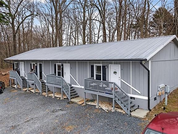 2nd image of 1240 Old Liberty Rd