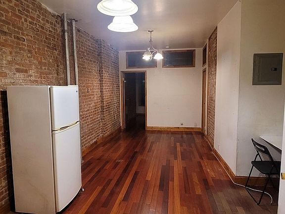 5th image of 2252 1st Ave #4A